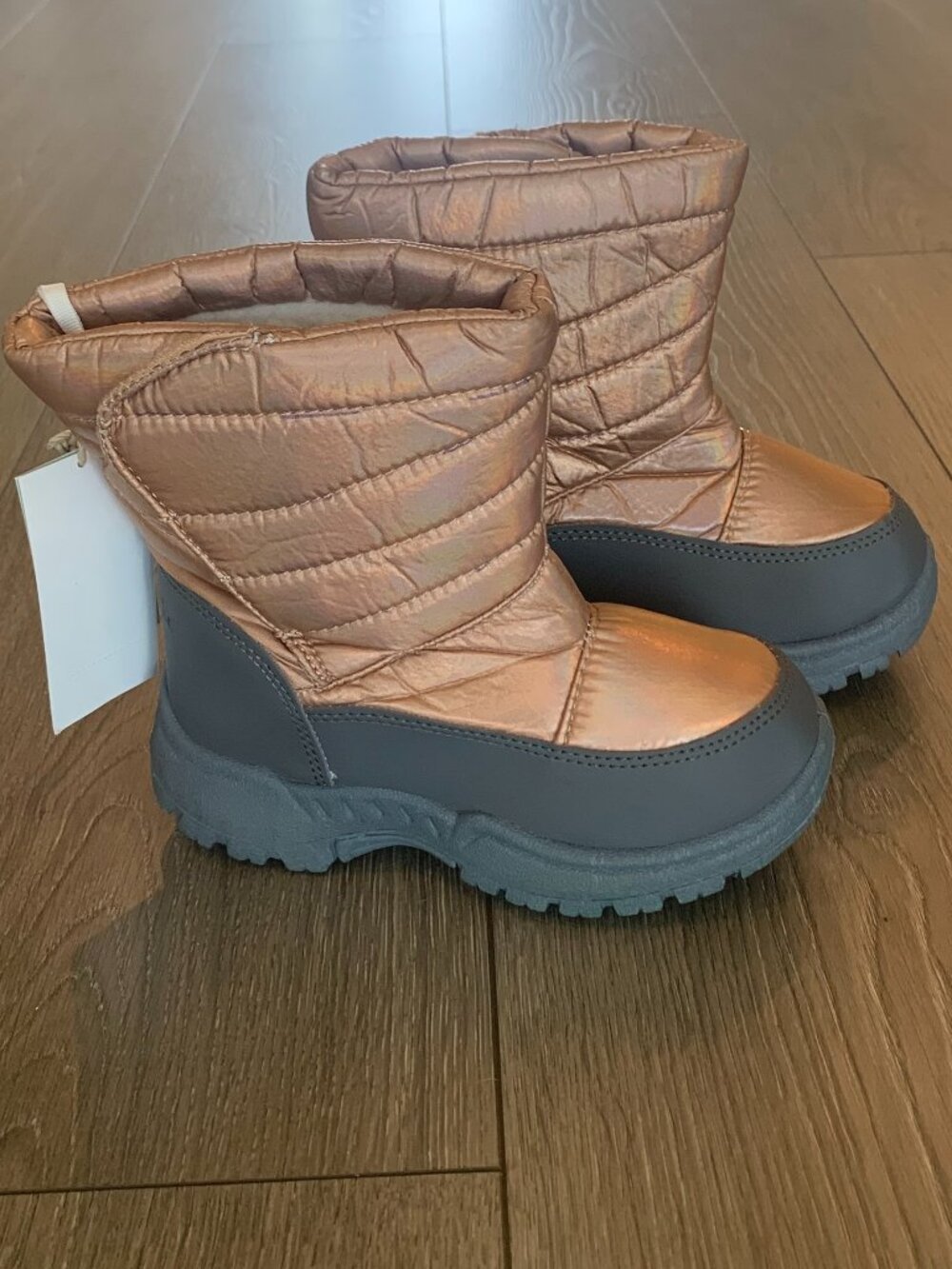 NWT Mountain Warehouse Kids Fleece Lined Snow Boots Size 8 Rose Gold